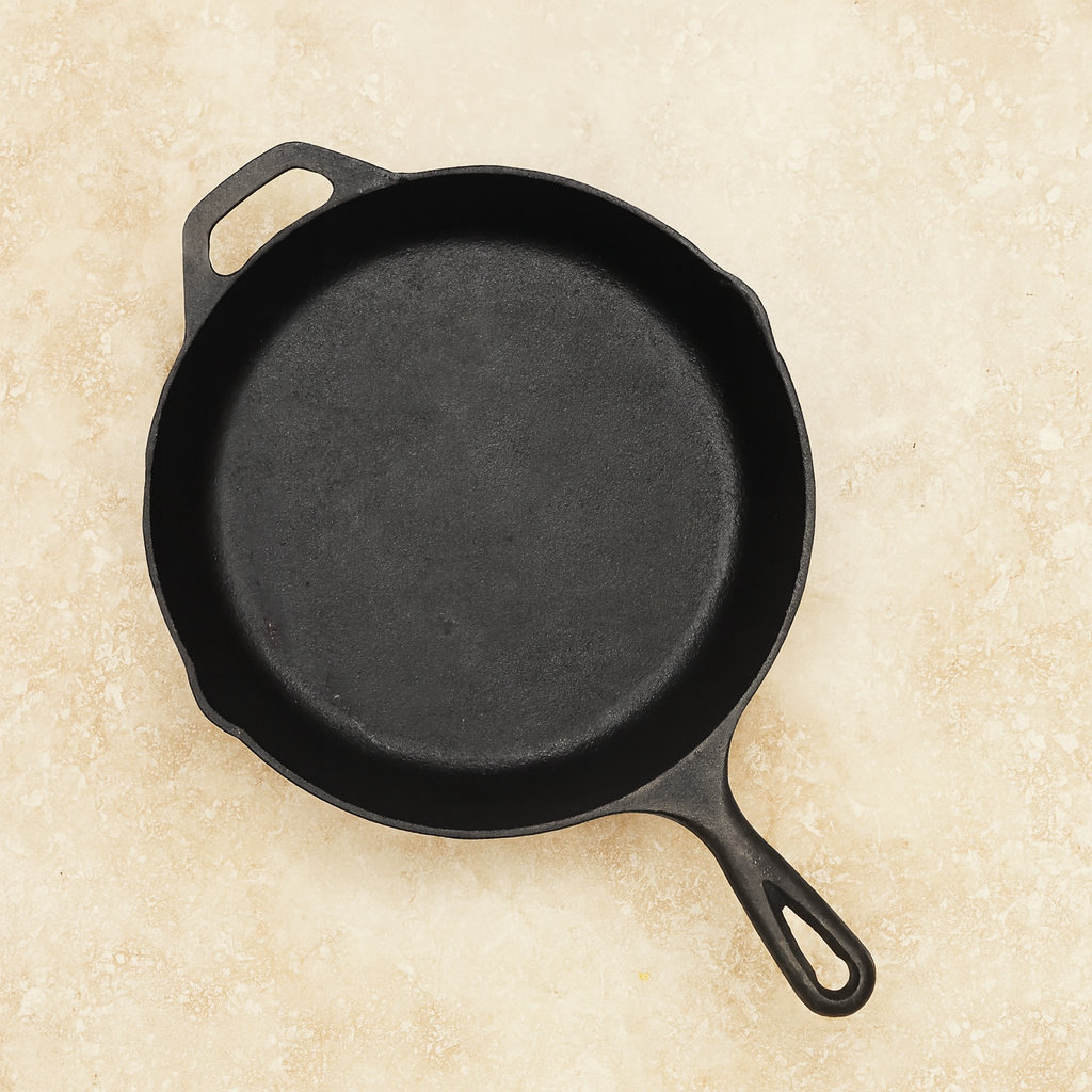 Skillet 10 In (25 CM) Cast Iron Seasoned Frying Pan | Ahlan Living | Krucible Kitchen